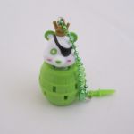 AAA(トリプルエー) AAA 10th Anniversary SPECIAL 野外LIVE in 富士急ハイランド 黒ひげ危機一発マスコットキーホルダー(緑)