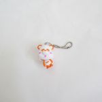 AAA(トリプルエー) アミューズメント景品 え～パンダ プラプラマスコット(橙)