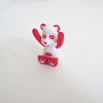 AAA(トリプルエー) アミューズメント景品 え～パンダ バンザイメモスタンド(赤)