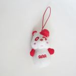 AAA(トリプルエー) アミューズメント景品 え～パンダ雪だるまマスコット(赤)