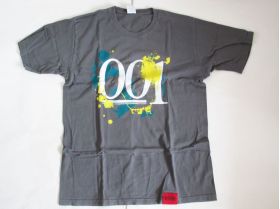 UNISON SQUARE GARDEN(ユニゾン) 誰かが忘れているかもしれない僕らに大事な001のツアー Tシャツ