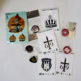 L'Arc～en～Ciel(ラルク) セット商品 TETSUYA 関連 紙ペンダント バッジ ステッカー 等 セット