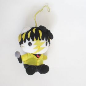 AAA(トリプルエー) アミューズメント景品 HELLO KITTY×AAA マスコット(黄)