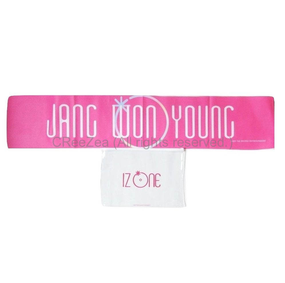 IZ*ONE まとめ売り　アイズワン　トレカ、うちわ、アルバム、マフラータオル IZ*ONE まとめ売りアイズワントレカ、うちわ、アルバム