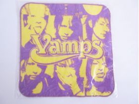 VAMPS(HYDEソロ) VAMPARK ハンドタオル(黄)