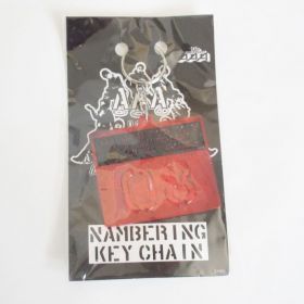 AAA(トリプルエー) AAA ARENA TOUR 2015 10th Anniversary -Attack All Around- 会場限定ナンバリングキーホルダー【08】 AAA(トリプルエー) AAA ARENA TOUR 2015 10th Anniversary -Attack All Around- 会場限定ナンバリングキーホルダー【08】